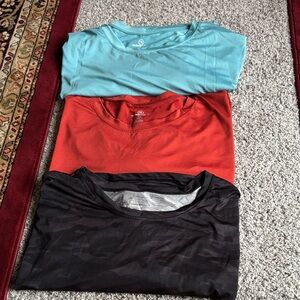 NWOT 3-Pack 4XL Men’s Short Sleeve T-Shirt